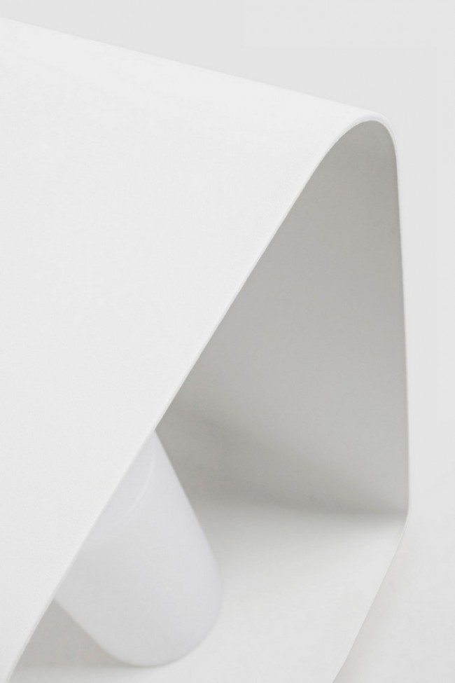 Lampada led bianca 25x26x35h in alluminio