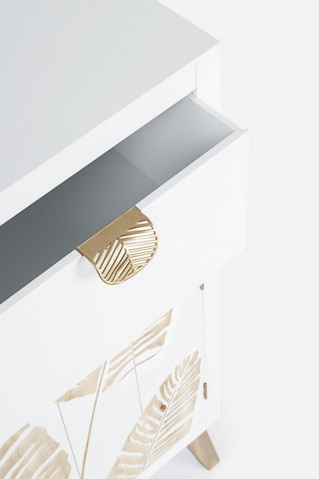 Credenza in legno 70x30x80 cm