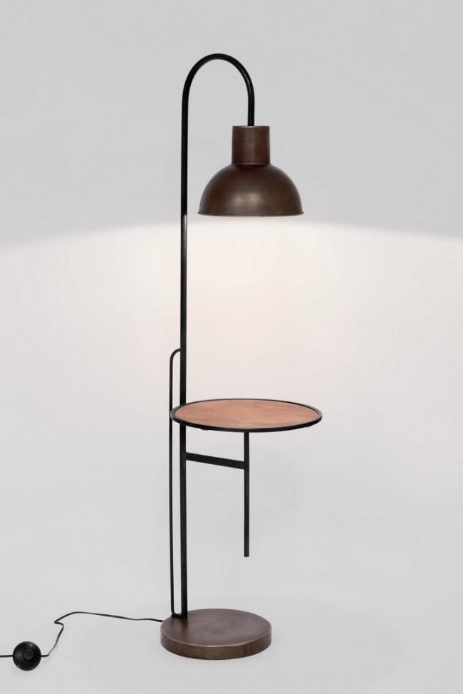 Piantana voghish 37x42x145,5h in metallo