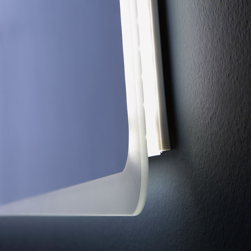 Specchio bagno illuminato a led 60 x 120 cm