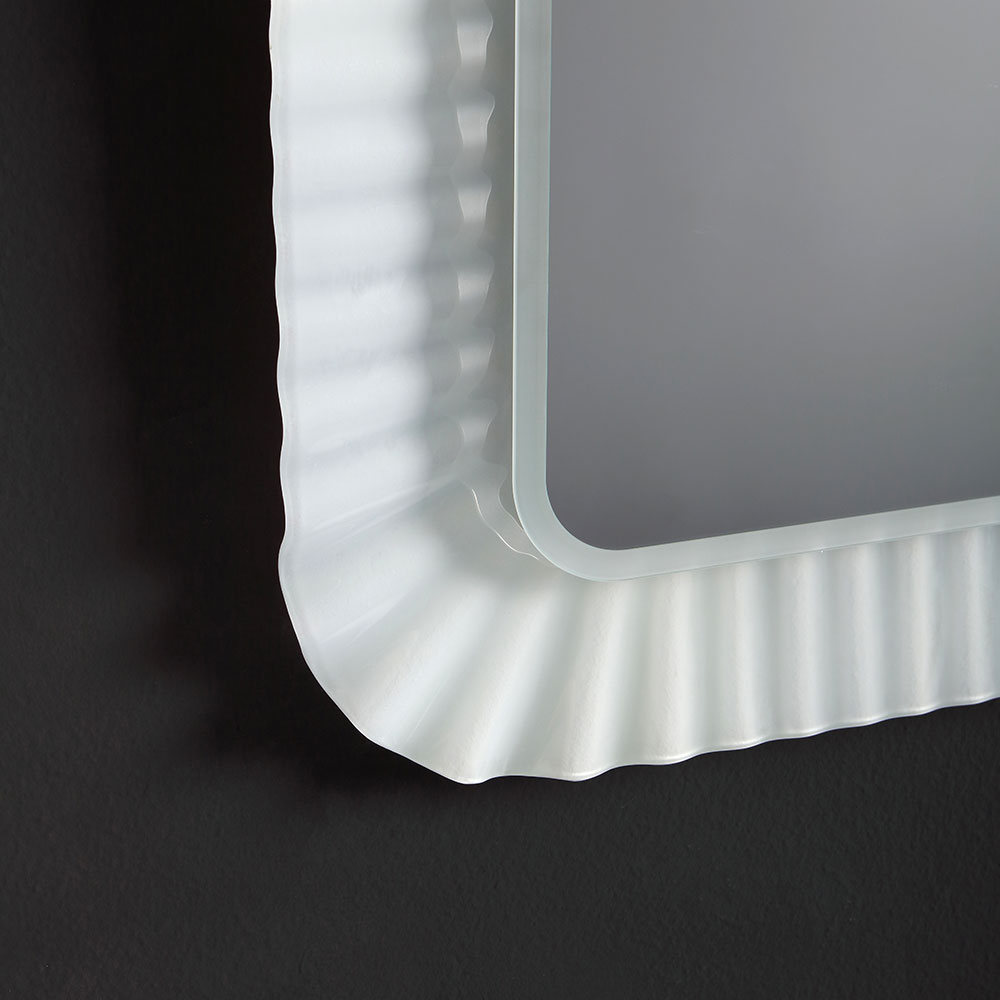 Specchio con cornice in vetro fuso 94x68