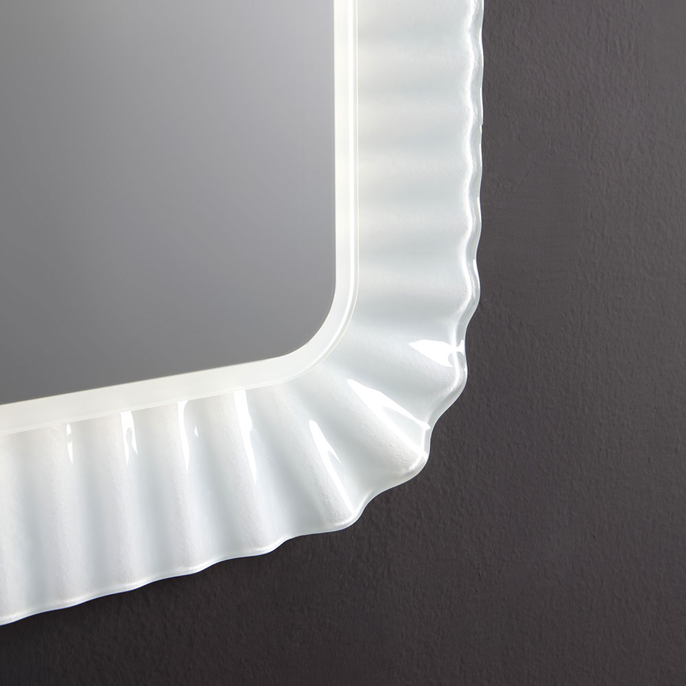 Specchio con cornice in vetro fuso 94x68