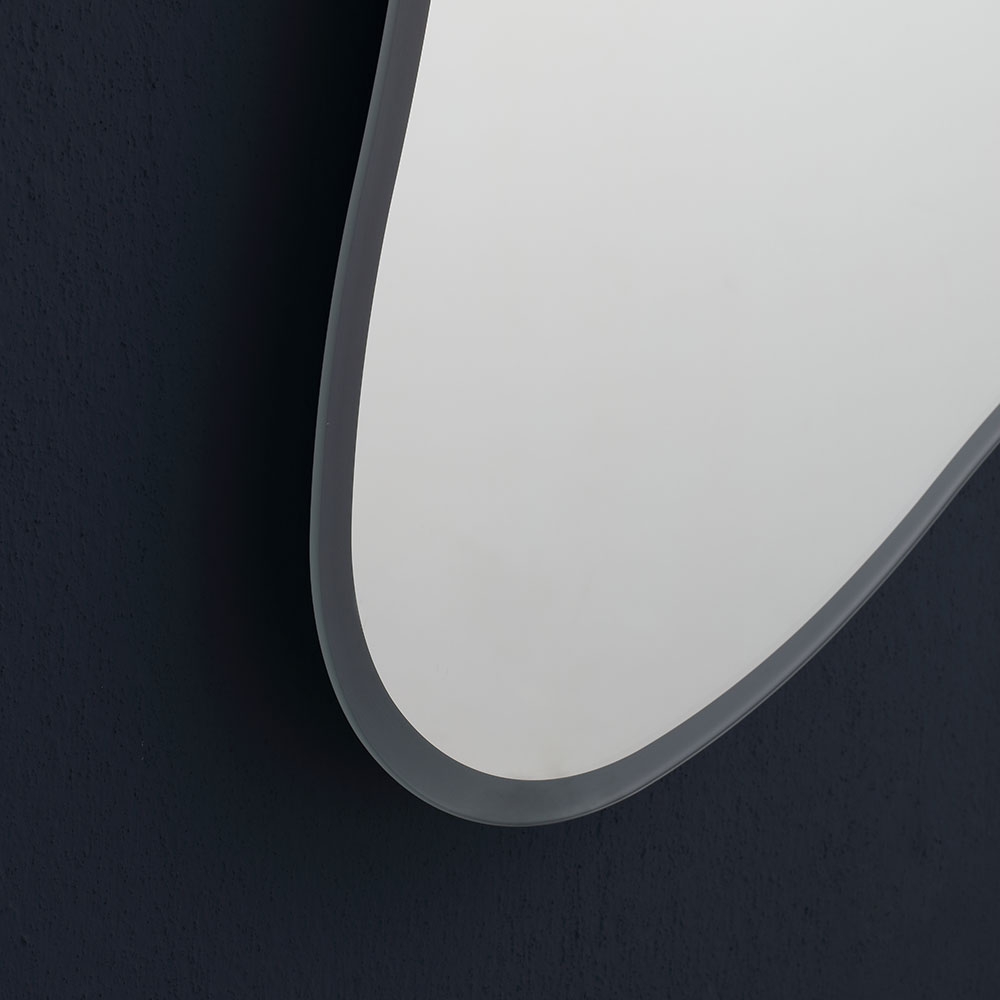 Specchio sagomato 120x90 con cornice led