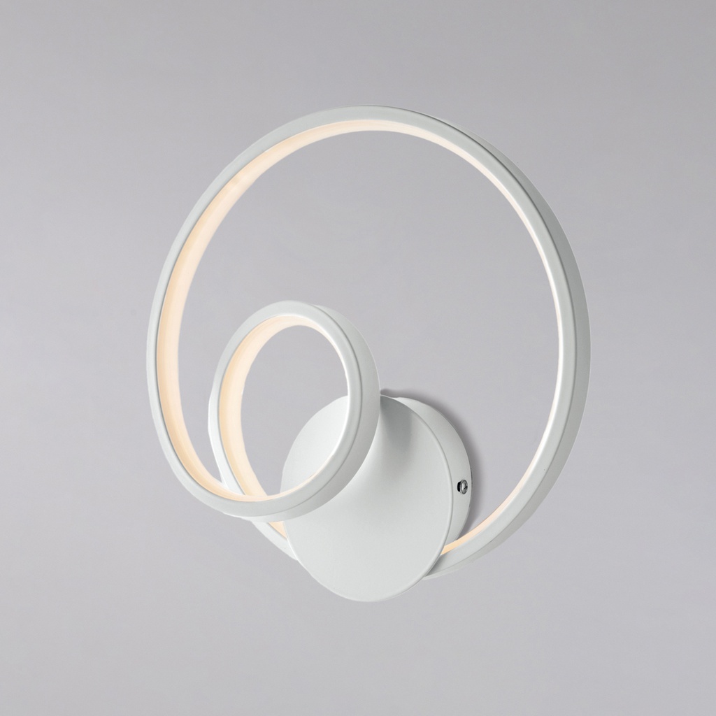 Applique in metallo e alluminio 26x26x8 con led