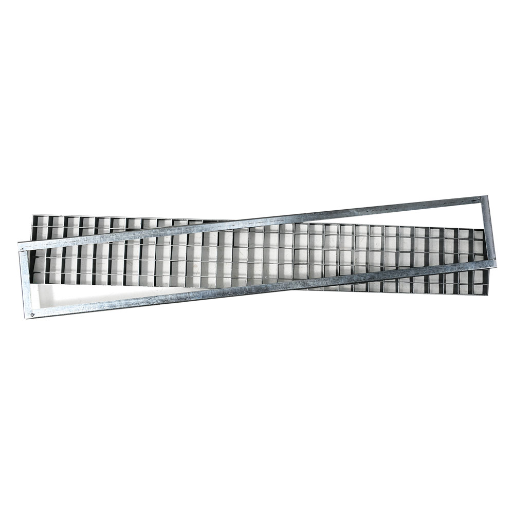 Griglia rettangolare 15x100 cm pedonabile